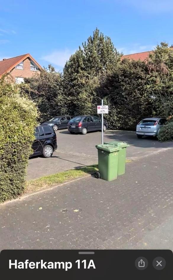 Black Mirror Inkl Wlan, Parkplatz Detmold Kültér fotó